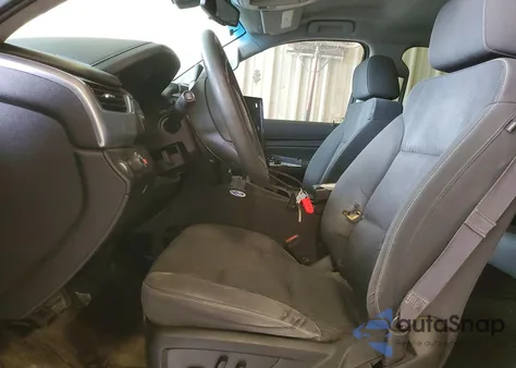 2016 Chevrolet Tahoe Police из США, поврежденный, VIN 1GNLCDEC9GR416902